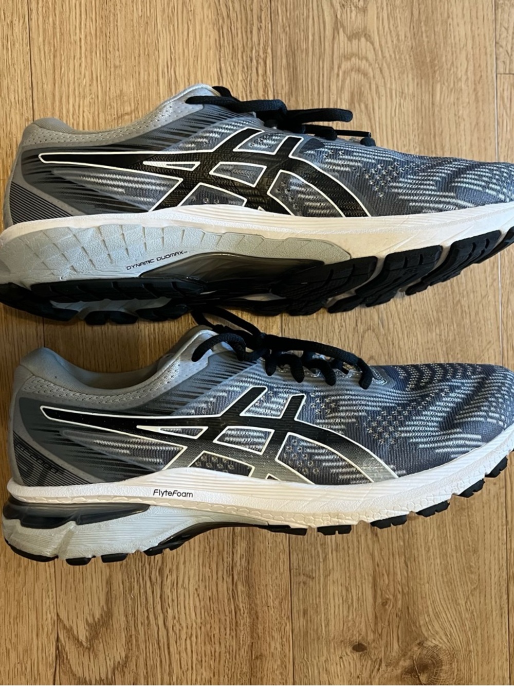 ASICS Gray & Black Athletic Running Shoes